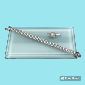 SWAROVSKI #959267 RHODIUM FINISH MESH BRACELET 3 ROW CRYSTAL W/O 1” extender.